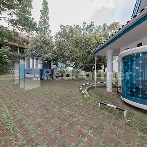 Biru Homestay Bandung Mitra Reddoorz